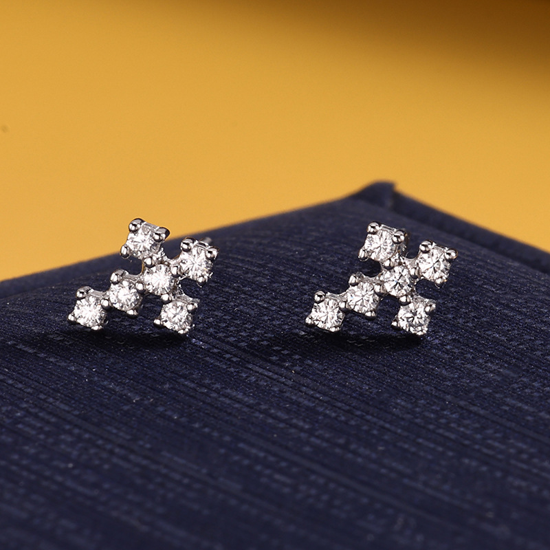 Influential Accessories S925 sterling Silver plated 14K mini cross Stud earrings for women, simple, fashionable, versatile and niche earrings wholesale cross-border pic 3