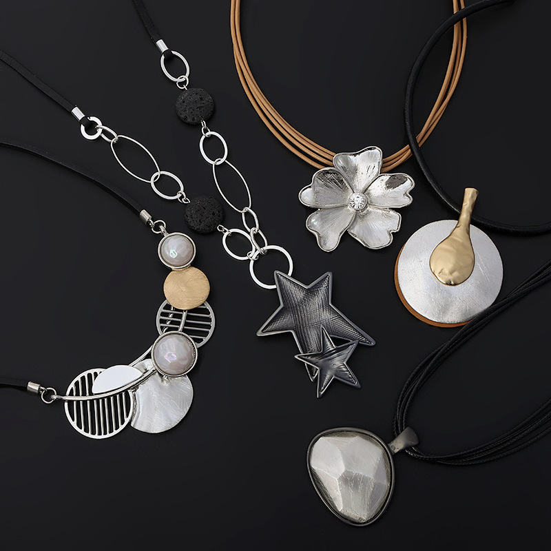 短项链跨境外贸新品热卖时尚大气欧美女士合金几何短款拼色锁骨链详情9