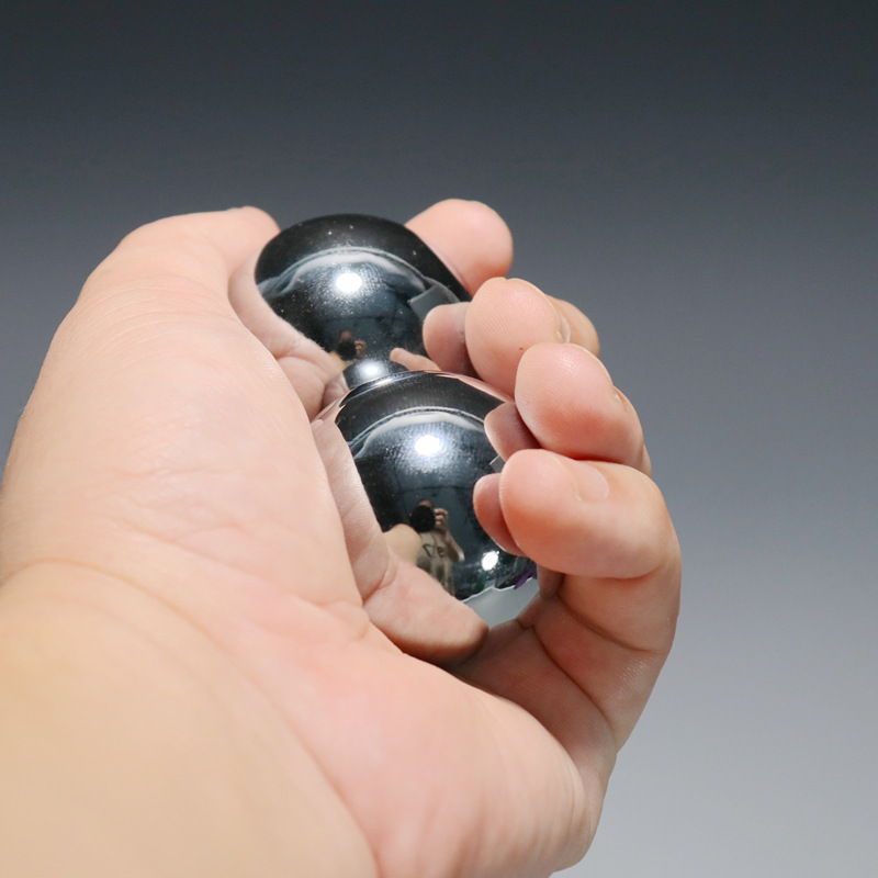 Bulk gift box of Baoding iron balls, chrome-plated solid hollow ringtone, hand-spun massage fitness balls for the elderly pic 6