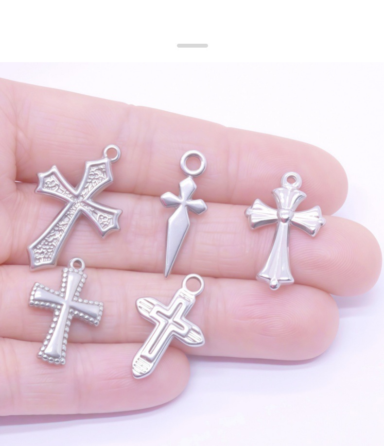 厂家直销欧美复古设计不锈钢油压十字架系列 项链吊坠DIY饰品配件详情3
