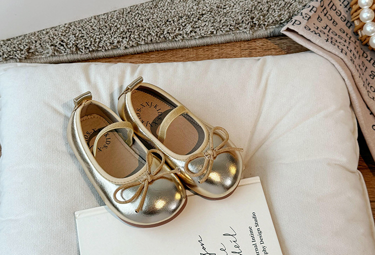 儿童小皮鞋2025春秋季新款韩版女童软底鞋蝴蝶结宝宝防滑时尚单鞋详情3