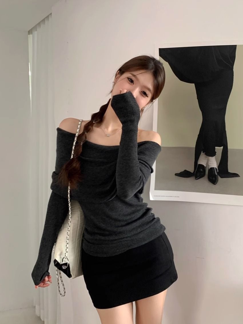 露肩一字肩上衣针织衫女秋装新款修身长袖红色漏肩黑色一字领毛衣详情30