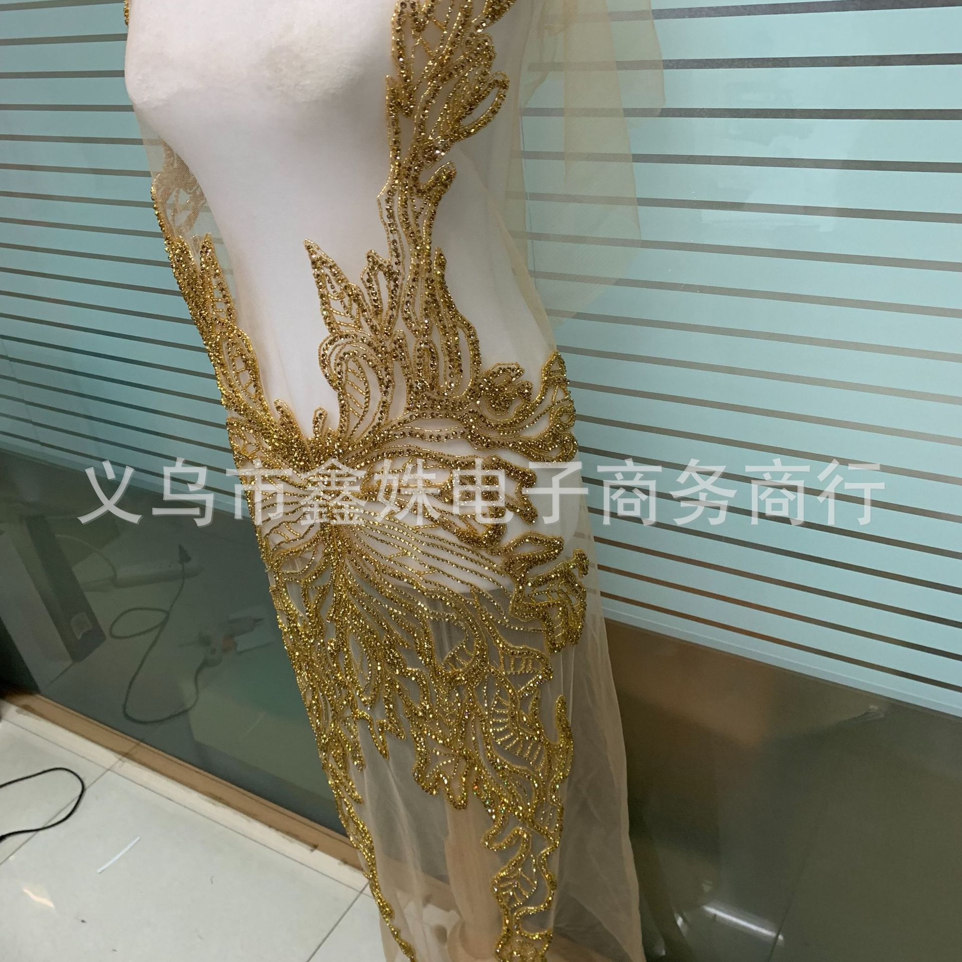 The front piece features a sexy European and American fashion show dress, dance dress, wedding dress accessories, heavy handcrafted beaded and rhinestone pieces pic 5