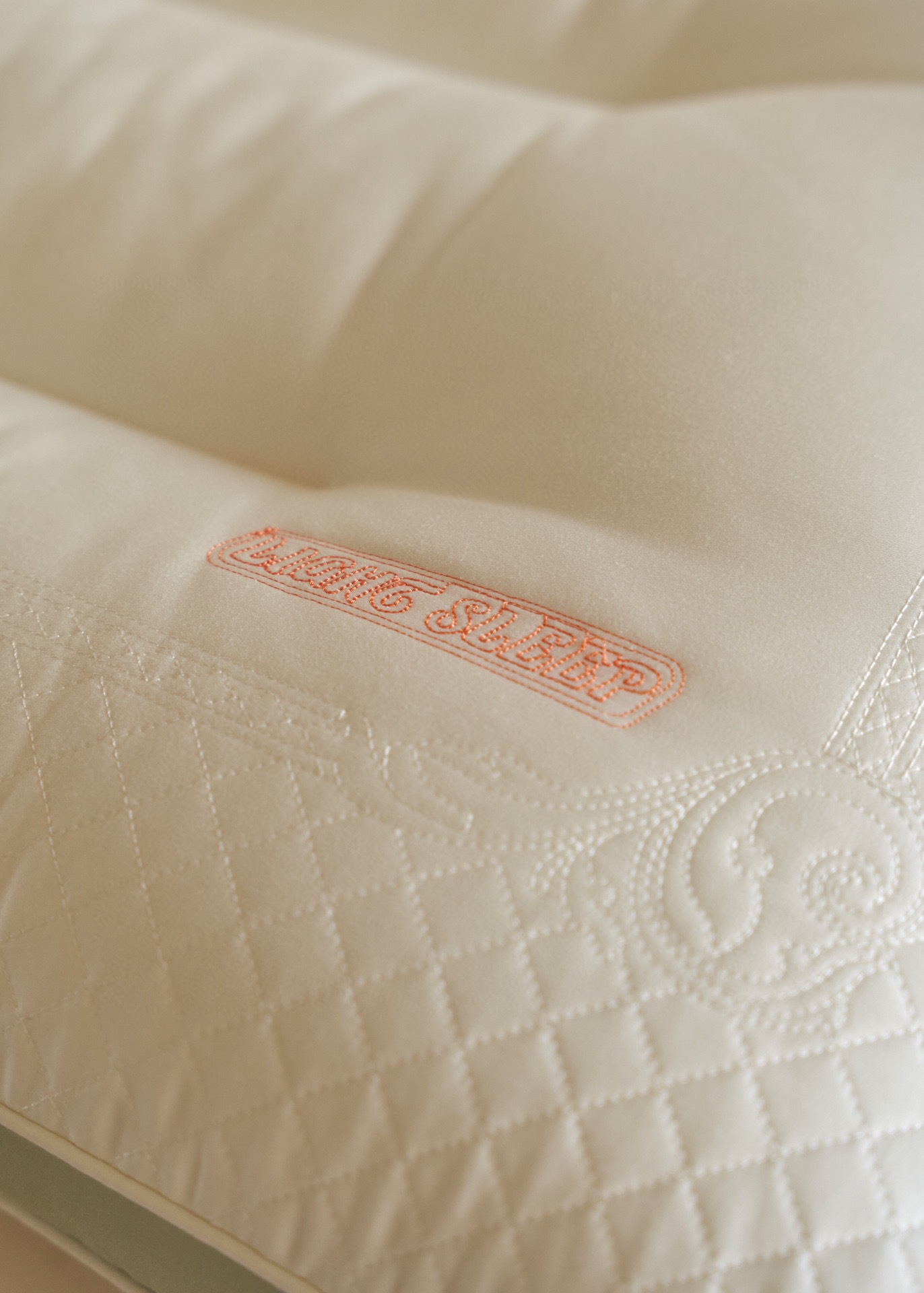 Wuhao Tea Latex pillow, Tea polyphenol tea-scented Tencel pillow, medium and low profile pillow, cervical spine Protection pillow, one piece for delivery pic 7