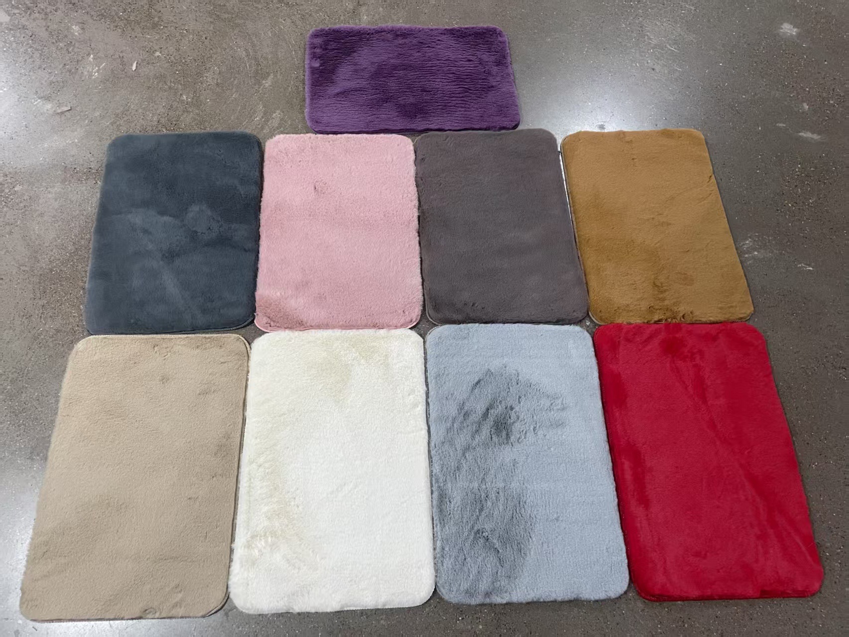 仿兔毛纯色素色柔软舒适脚地垫门垫客厅浴室卧室床边飘窗防滑卷材详情3