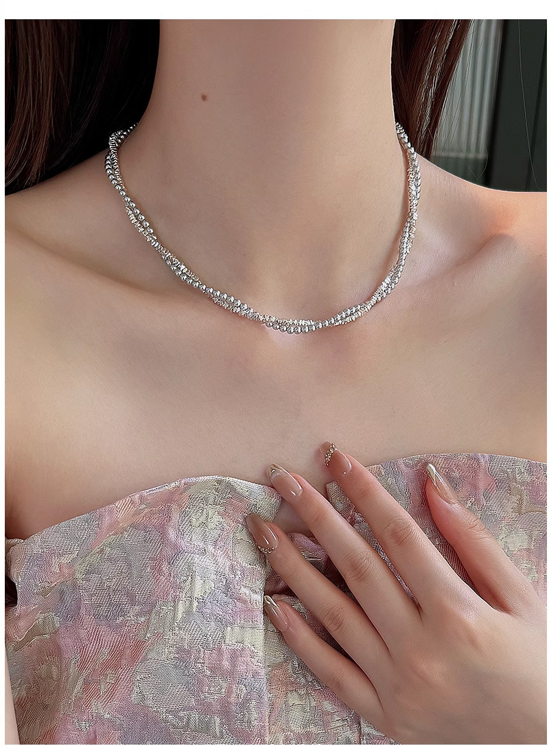 Double-layer stacked silver pearl necklace accessory for women, a light luxury and niche collarbone chain with a high-end look pic 17