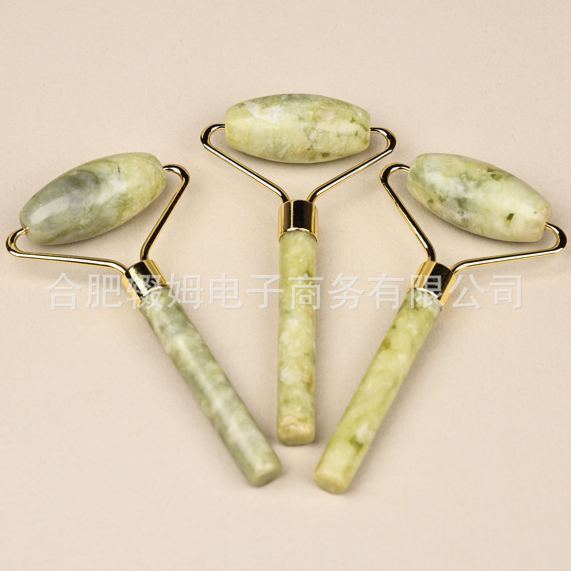 玉石滚轮按摩器脸部按摩仪天然岫玉绿凤玉美容器刮痧经络按摩工具详情6