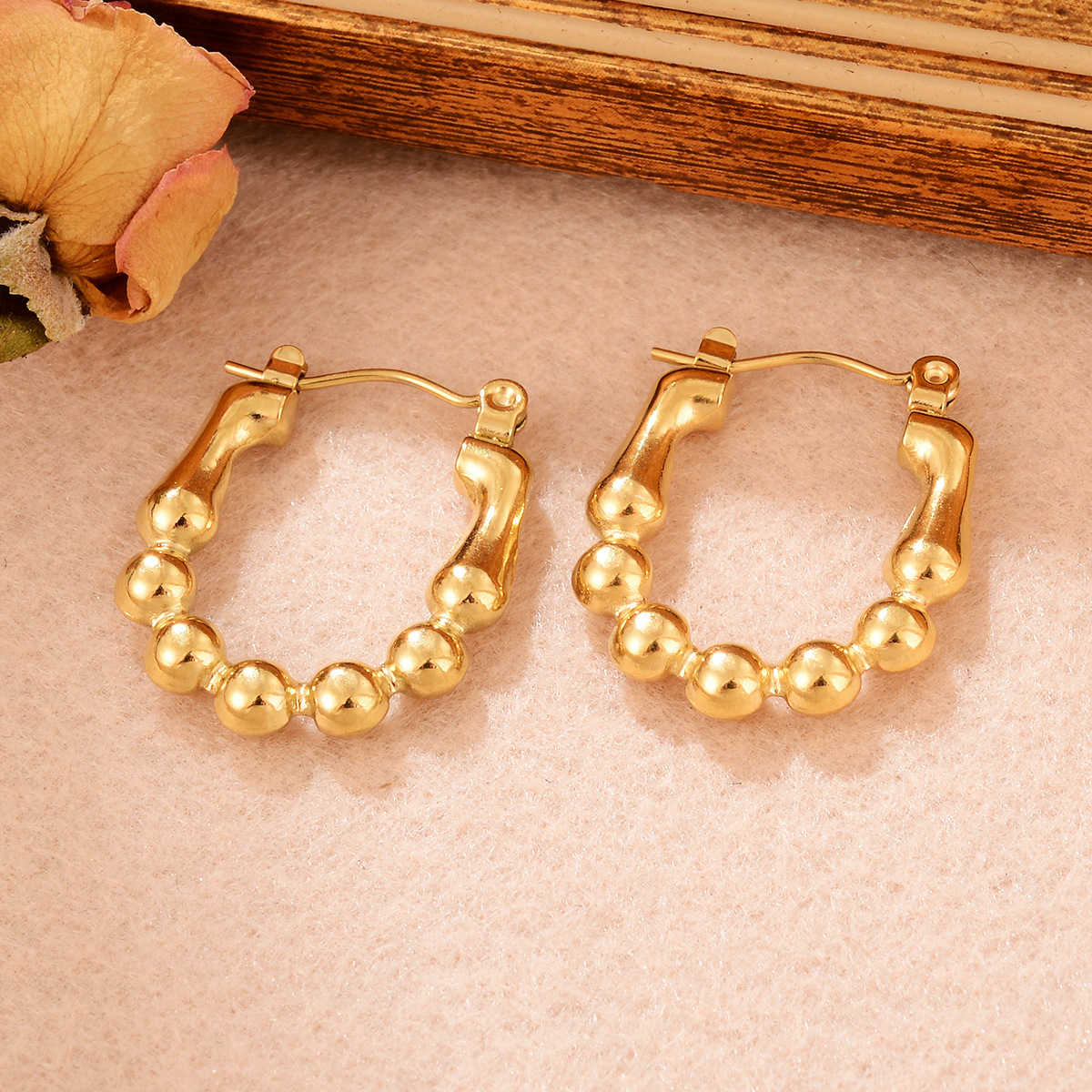 时尚复古简约大气不锈钢小众个性不锈钢纹理时尚扭纹U型耳环批发详情20