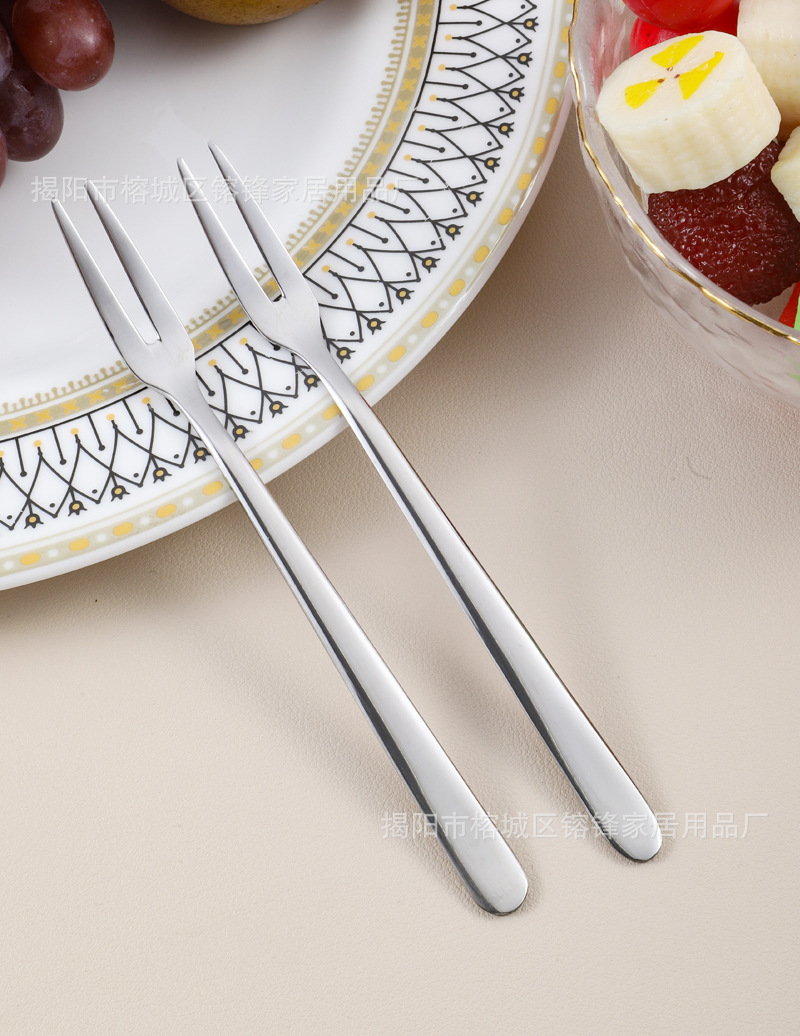 Wholesale 304 stainless steel fruit forks, thickened dessert forks for hotel and household use, fruit sticks, cake and mooncake gift forks pic 27