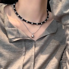 This light luxury, niche and high-end silver pearl necklace with a few taels of pearls is fashionable, versatile and elegant. It is a popular collarbone chain pic 4