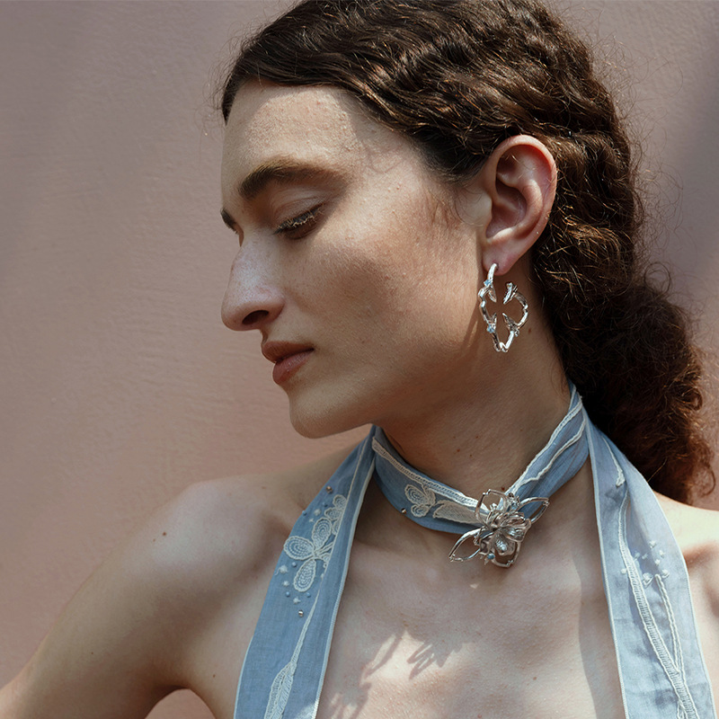 立体镂空枝干花卉耳环女夏季轻奢小众设计高级感复古夸张耳圈耳饰详情11