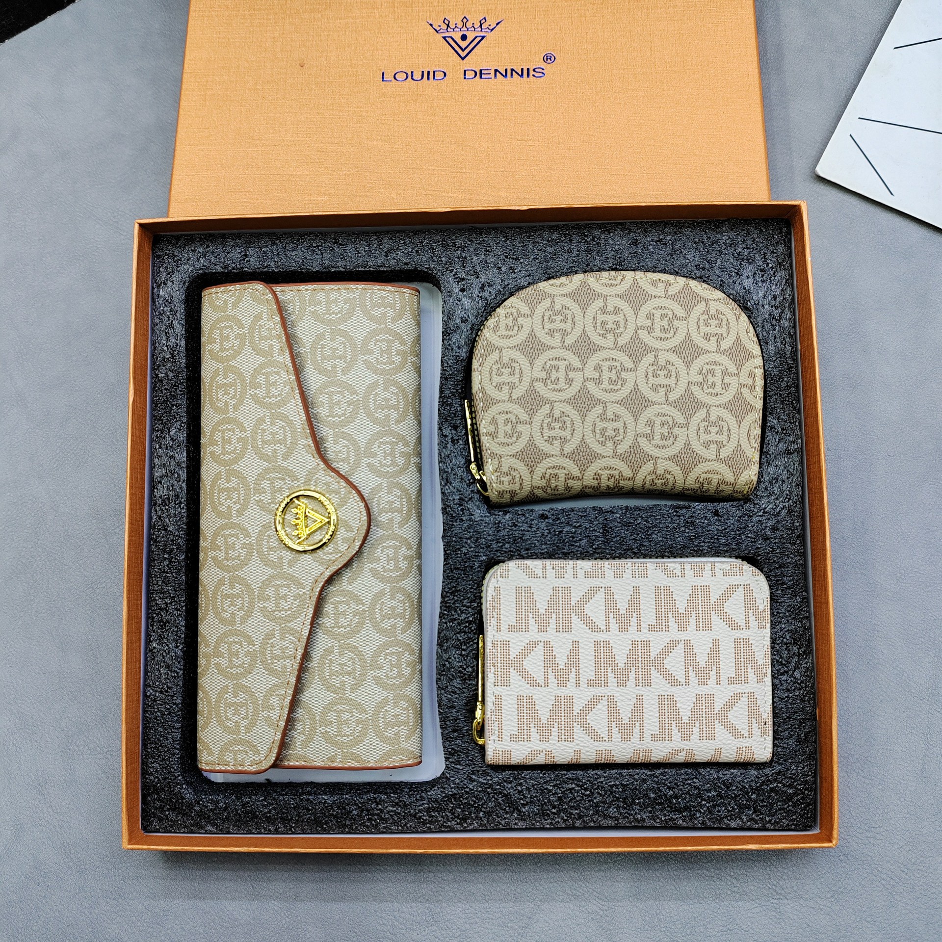 2024新款三件套礼盒装钱夹卡包套盒详情6