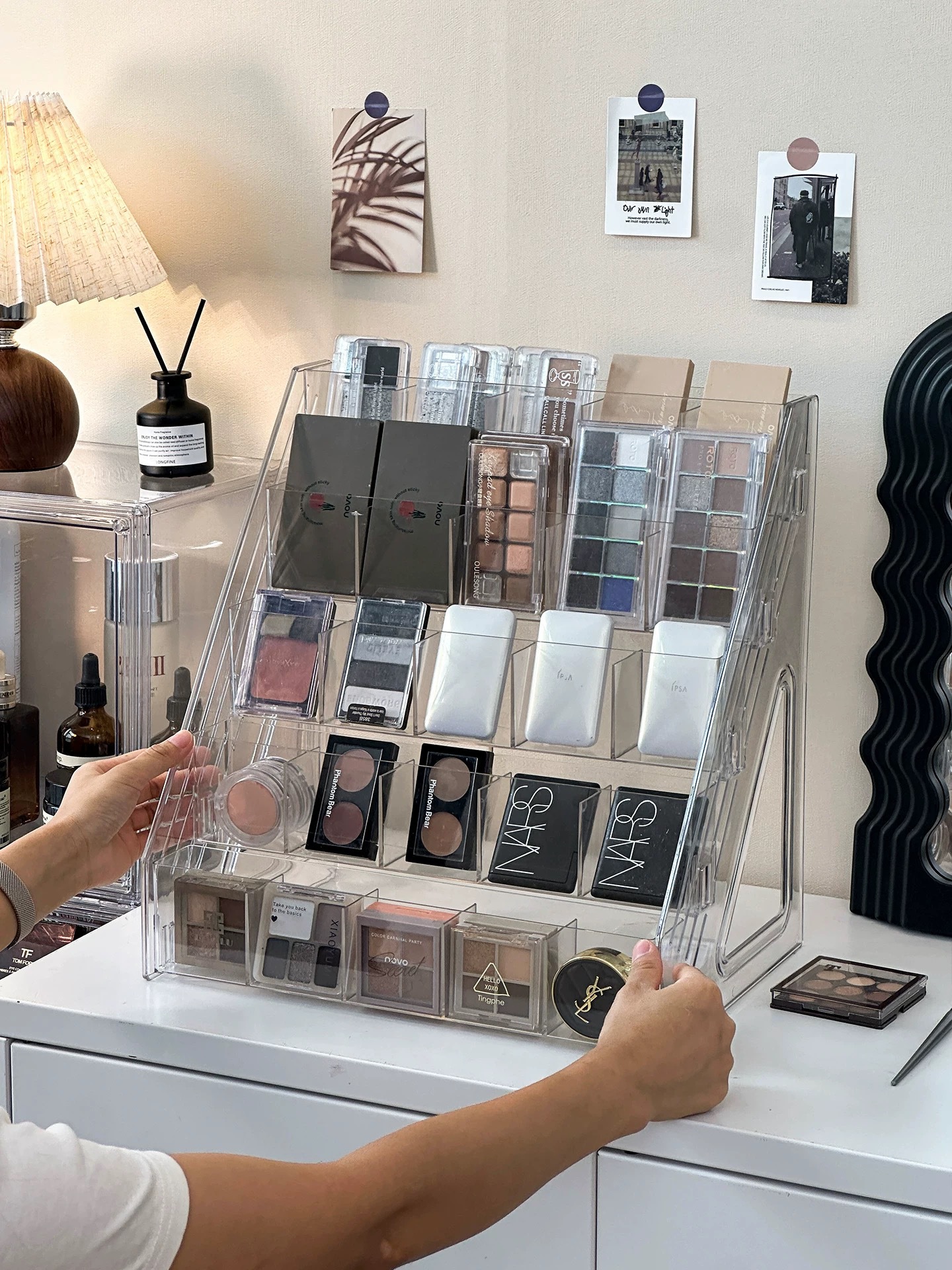 Stepped perfume display stand, desktop cosmetics storage box, skin care product rack, acrylic multi-layer lipstick rack pic 14