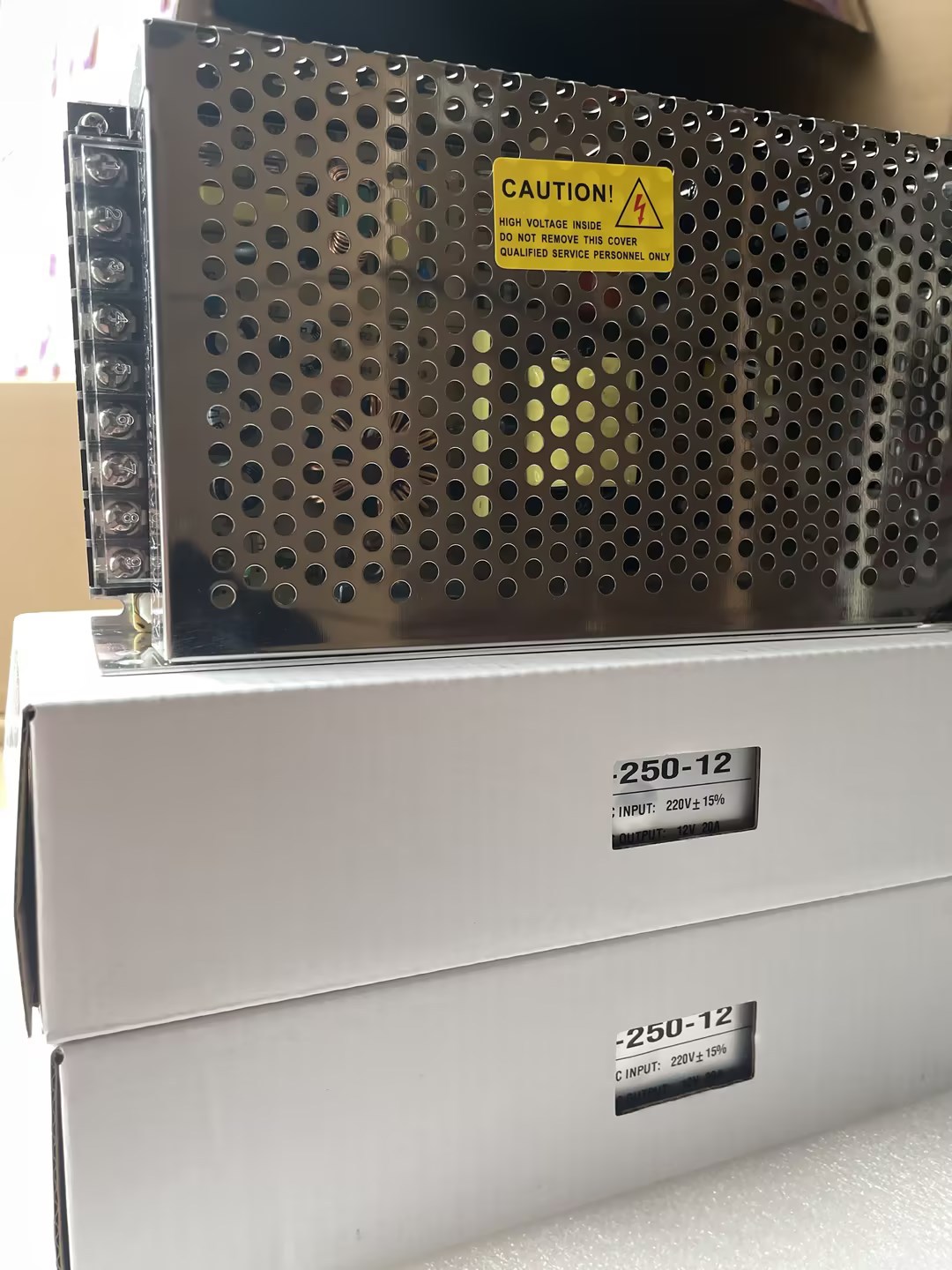 12V开关电源12V10A绿电12V20A集中供电监控摄像头大功率详情8