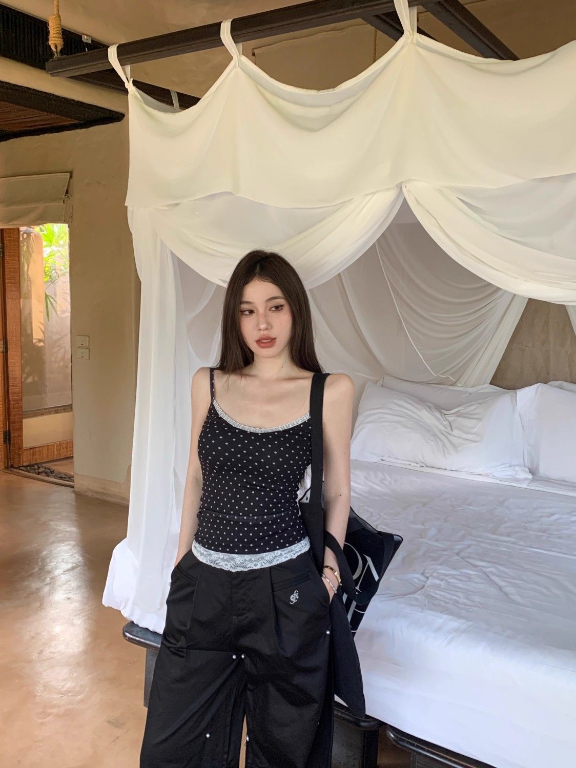 简漫妮辣妹内搭纯欲外穿少女吊带显瘦修身蕾丝拼接波点学生背心夏详情4