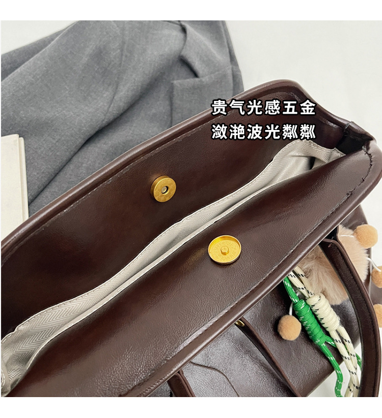 潮流复古托特包大容量新款时尚百搭单肩包质感小众腋下包都市女包详情5