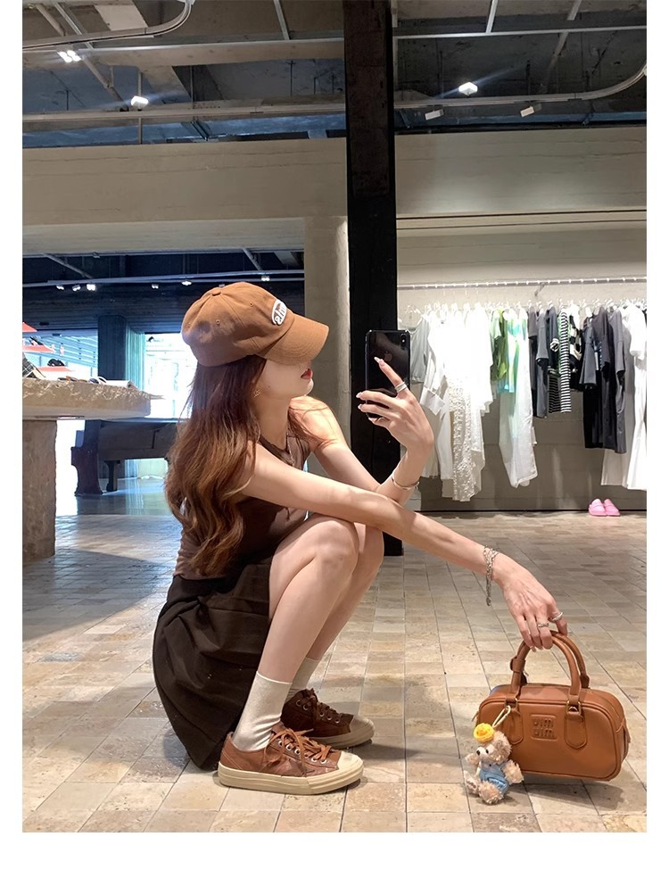 苏茵茵同款 升级版~水洗马皮做旧星星休闲内增高小脏鞋女板鞋详情14