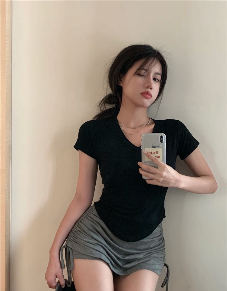 T恤女2024夏季新款v领设计感内搭打底衫不规则辣妹欲风短袖上衣详情26