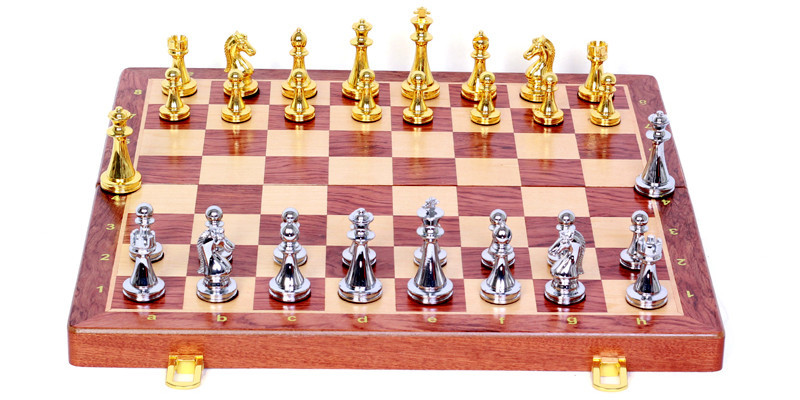 国际象棋金属锌合金玩具折叠棋盘+2个备用棋子手提便携棋具礼盒详情8