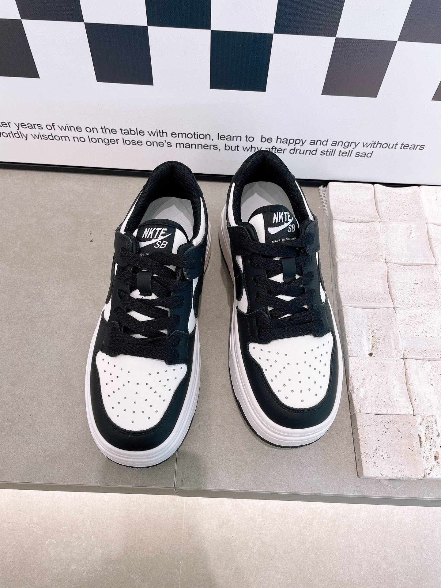 2024黑白色厚底真皮熊猫勾勾鞋女新款小白鞋云朵鞋休闲单鞋运动板详情3