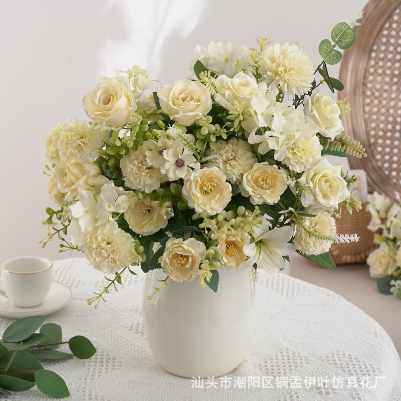 北欧仿真小玫瑰牡丹人造花家居装饰婚庆花墙洋甘菊花束详情16