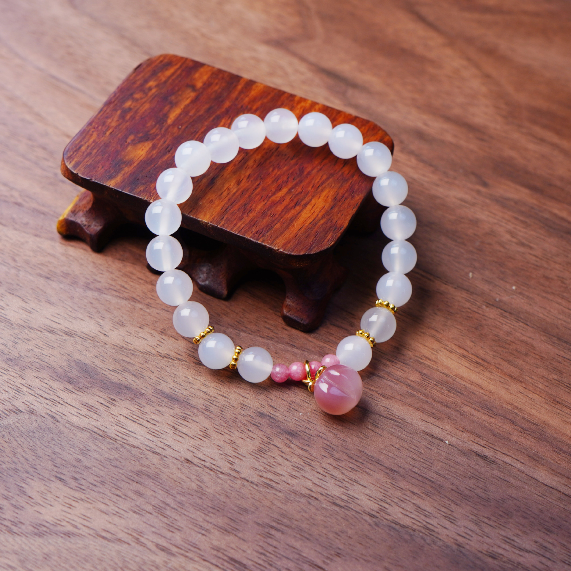 Tipo de hielo natural brazalete de ágata blanca para mujeres con colgante de melocotón dulce pincho de mano fresco y dulce mejor amiga decoración de mano regalo pic 29