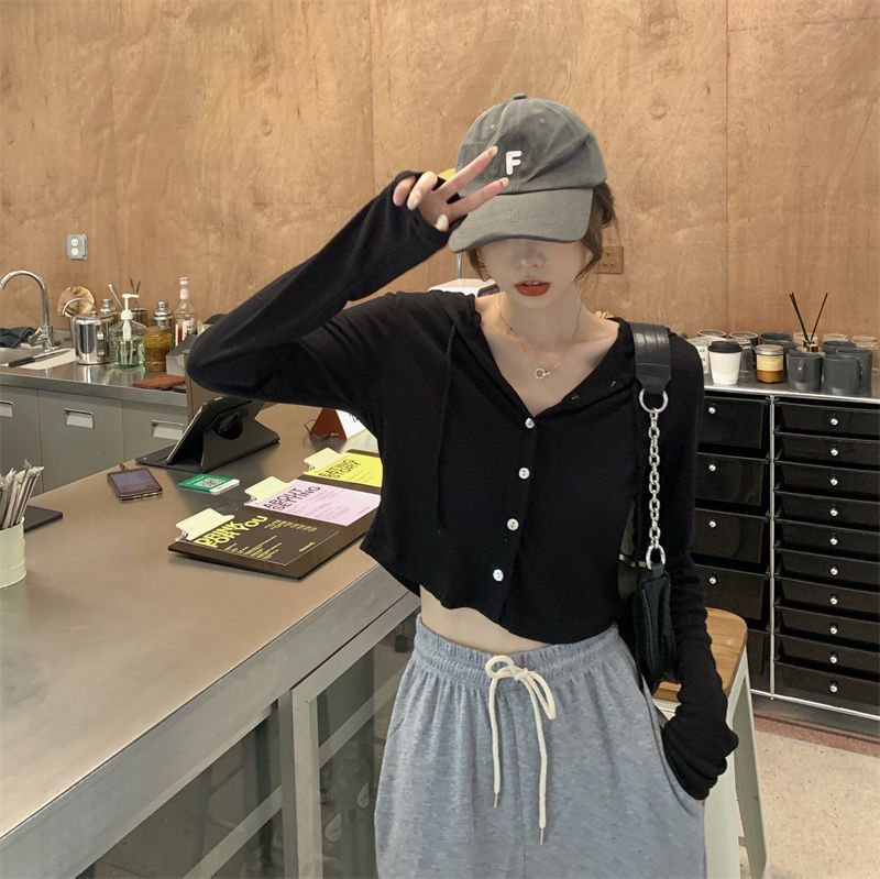 软糯连帽长袖开衫短外套女2023新款秋季懒惰风修身短款打底衫上衣详情8
