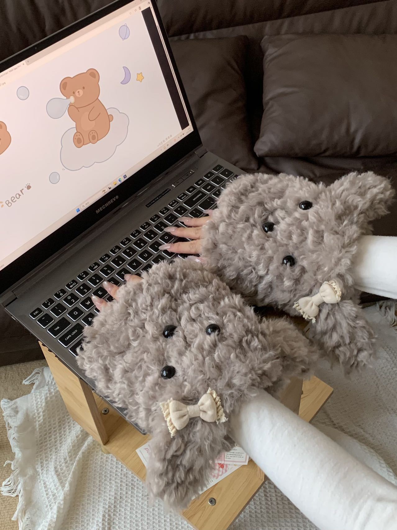 新卡通毛茸茸可爱斜耳狗毛绒手套时尚护手女加厚保暖百搭时尚袖套详情7