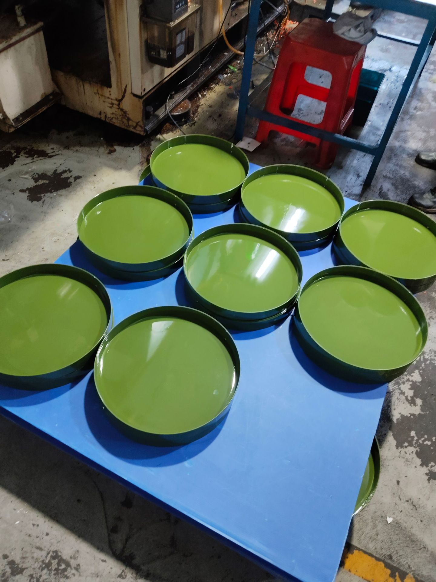 跨境热销防滑加厚塑料托盘可印刷logo家用KTV酒吧聚会派对托盘详情5