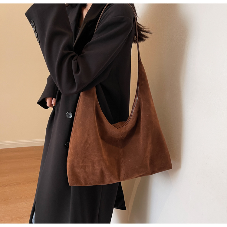 Retro matte tote bag, autumn and winter bag, commuter underarm bag, large-capacity single-shoulder tote bag, simple single-shoulder bag for women pic 33