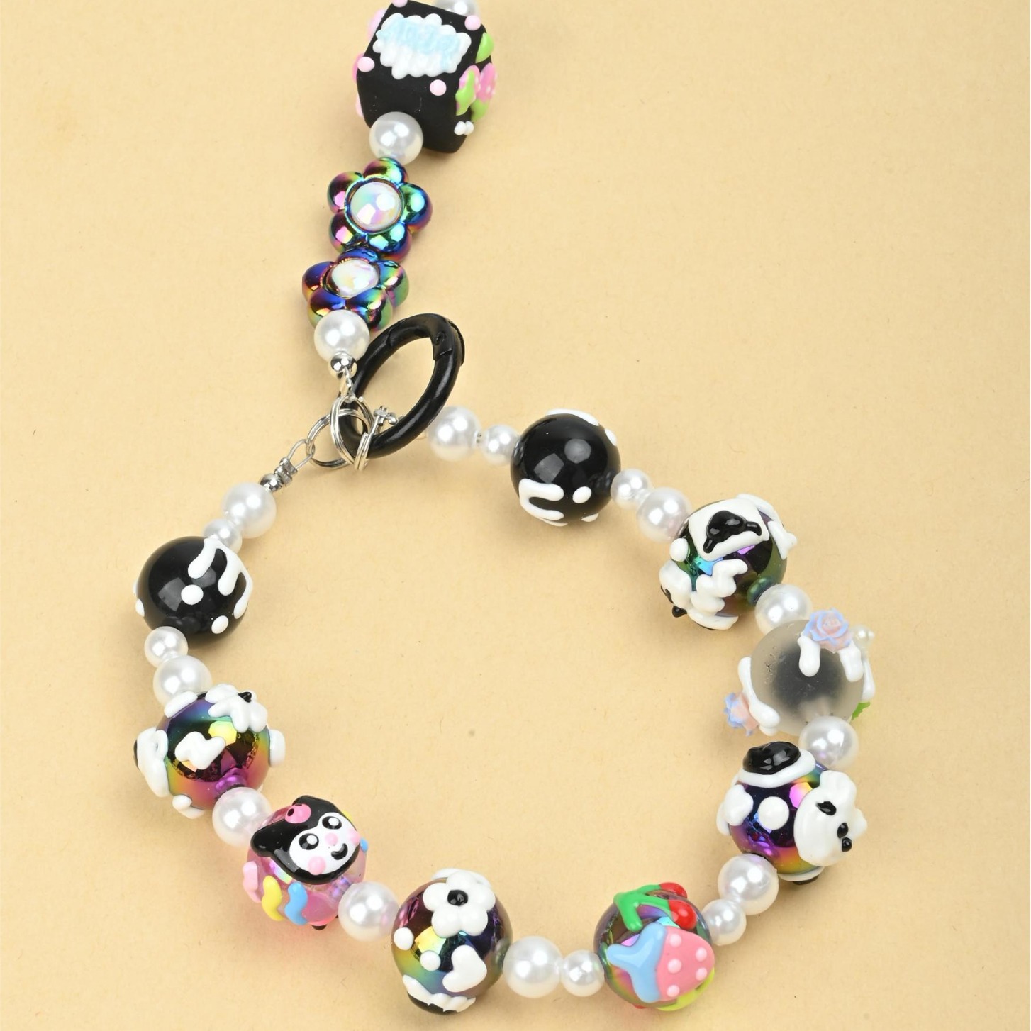 Hand-painted graffiti cartoon beaded chain phone case, double-lock pendant, keychain, bag accessory, trendy pendant for girls pic 3