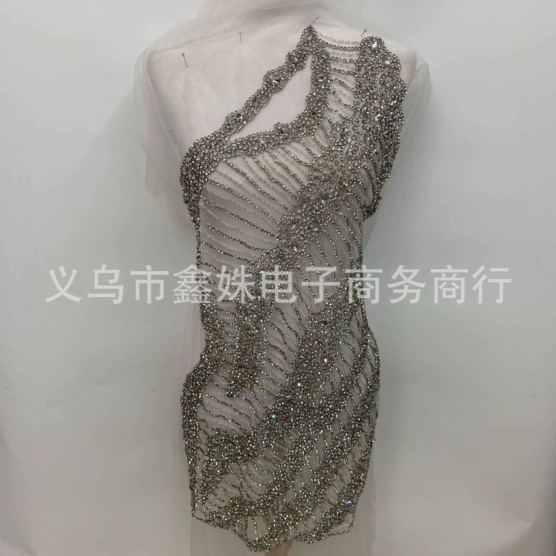 New handcrafted luxury clothing pieces, wedding gowns, evening gowns, high-end performance costumes and accessories pic 1