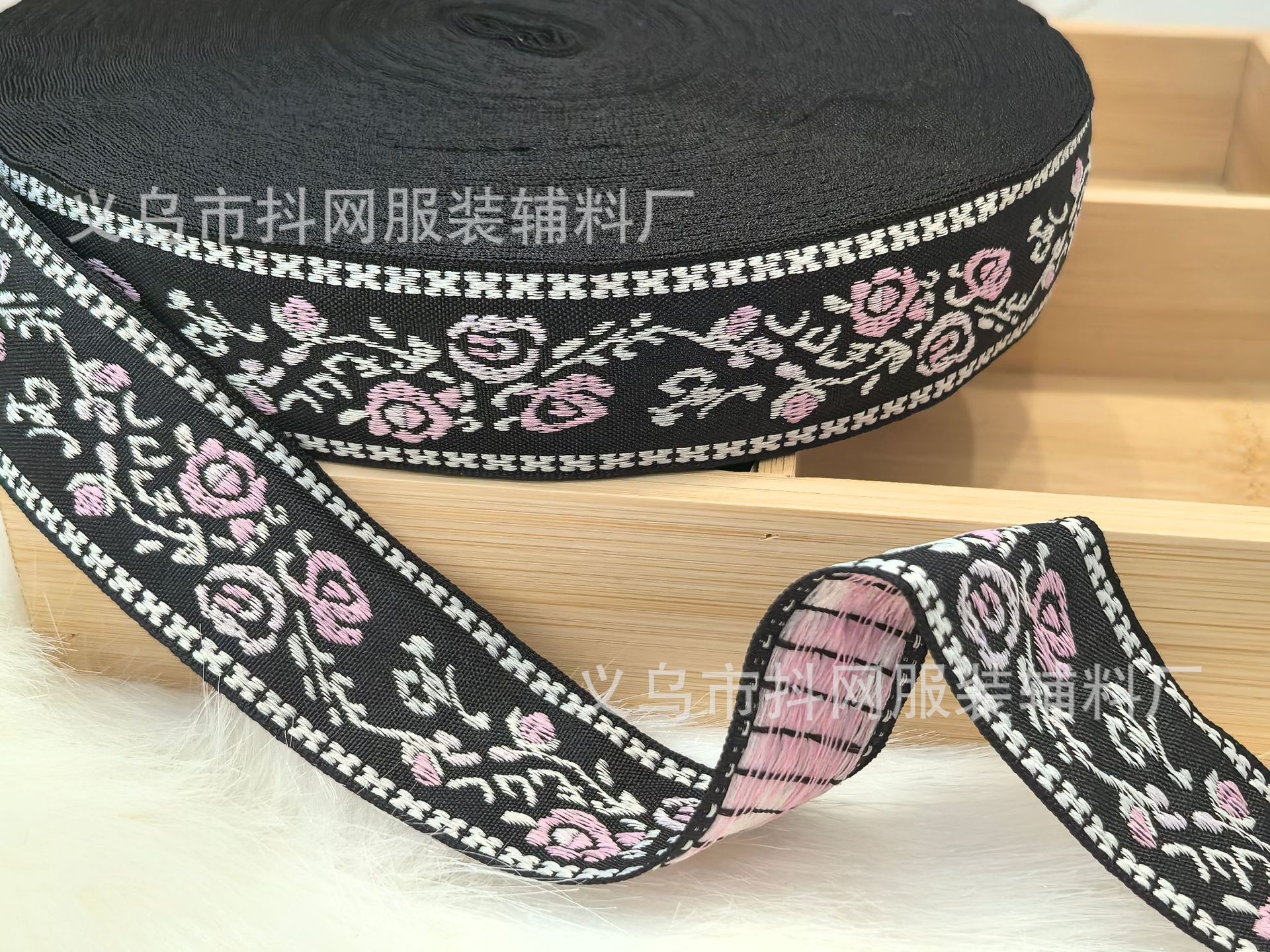 1.1-3.5cm中式汉服民族风提花刺绣织带演出服装辅料现货批发详情5