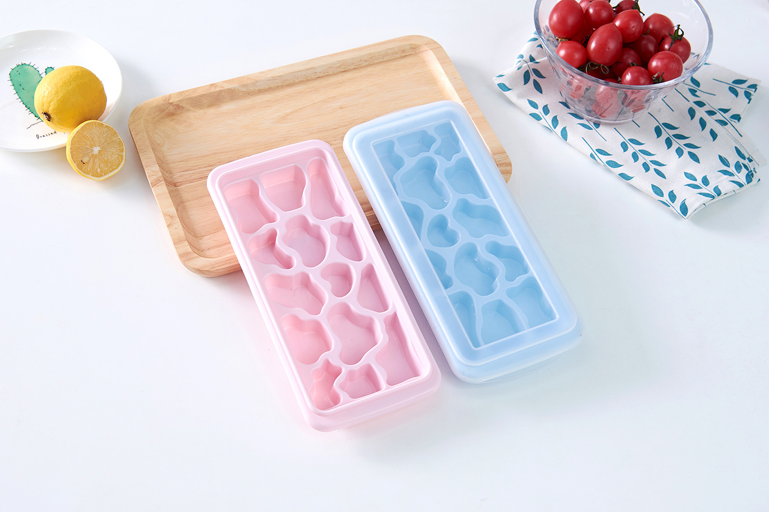 Customized gift ice cube molds, food-grade quantitative press-type ice cube trays, homemade ice boxes for household refrigerators, a magic tool for freezing ice blocks pic 9
