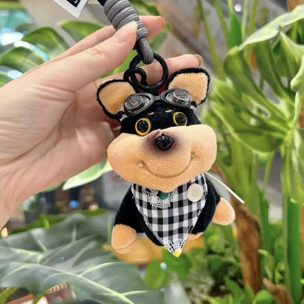 A cute plush toy bag pendant with a bee and a dog, a small doll, a car keychain bag pendant and the same style as Xiaohongshu pic 19