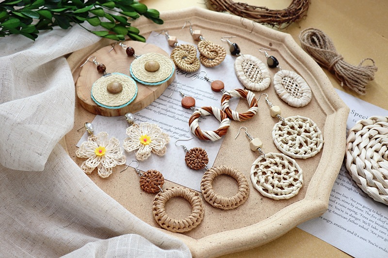 新夏季波西米亚复古度假草藤编织耳环女气质长款海岛沙滩木质耳饰详情6