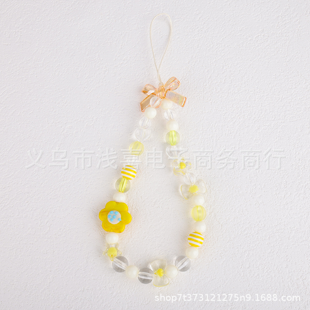 A popular online influencer live-streamed a new style of strawberry mobile phone chain, heart-shaped beaded mobile phone chain and hand-painted beaded mobile phone chain pic 10