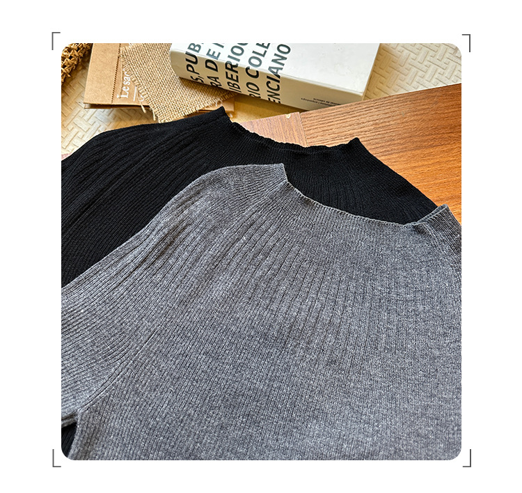 This Korean high-end, super good-looking off-the-shoulder, mid-sleeved knitted sweater is a new slimming top for women in Spring/Summer 2025 pic 4