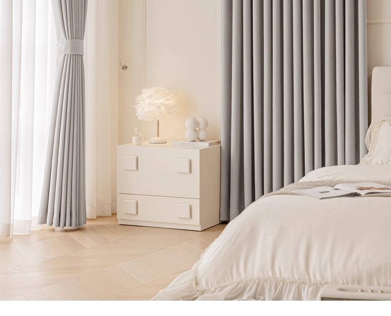 The blackout master bedroom curtains are fully blackout. The new French Chenille living room fabric exudes a sense of luxury and grandeur pic 33