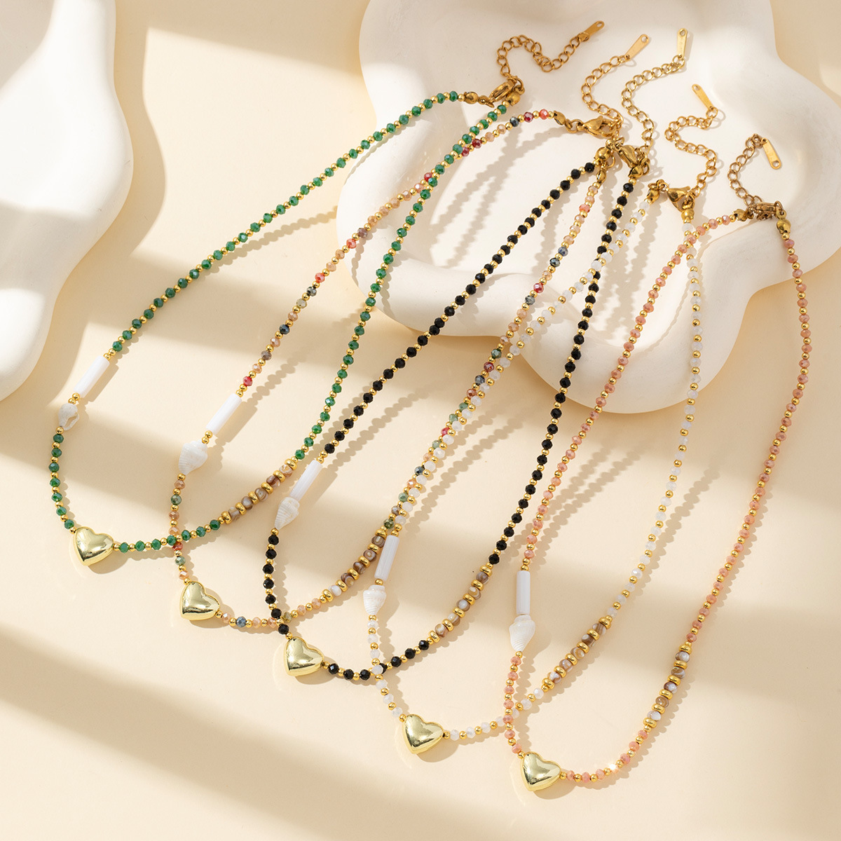 热卖轻奢极简水晶串珠贝壳爱心项链女 优雅气质时尚百搭颈链锁骨链详情1