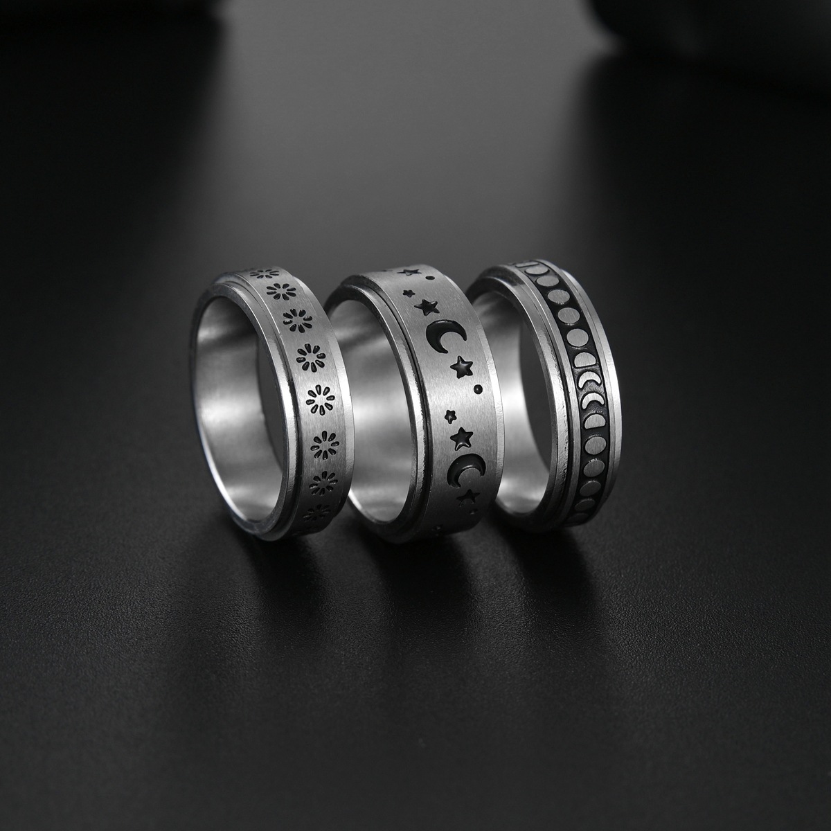 Amazon source Star Moon rotating titanium steel stress-relieving ring, standard US size cross-border jewelry wholesale pic 4