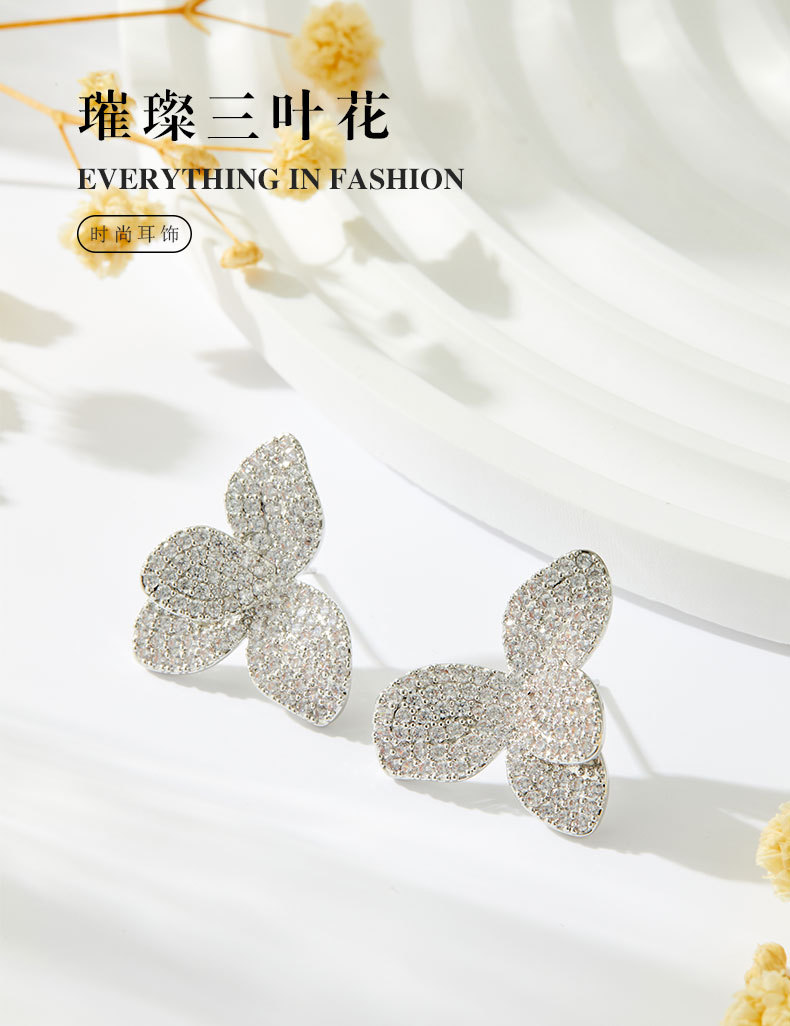 French-style light luxury zirconium petal stud earrings with a simple and high-end feel, copper alloy micro-inlaid zirconium s925 silver needle versatile earrings pic 2