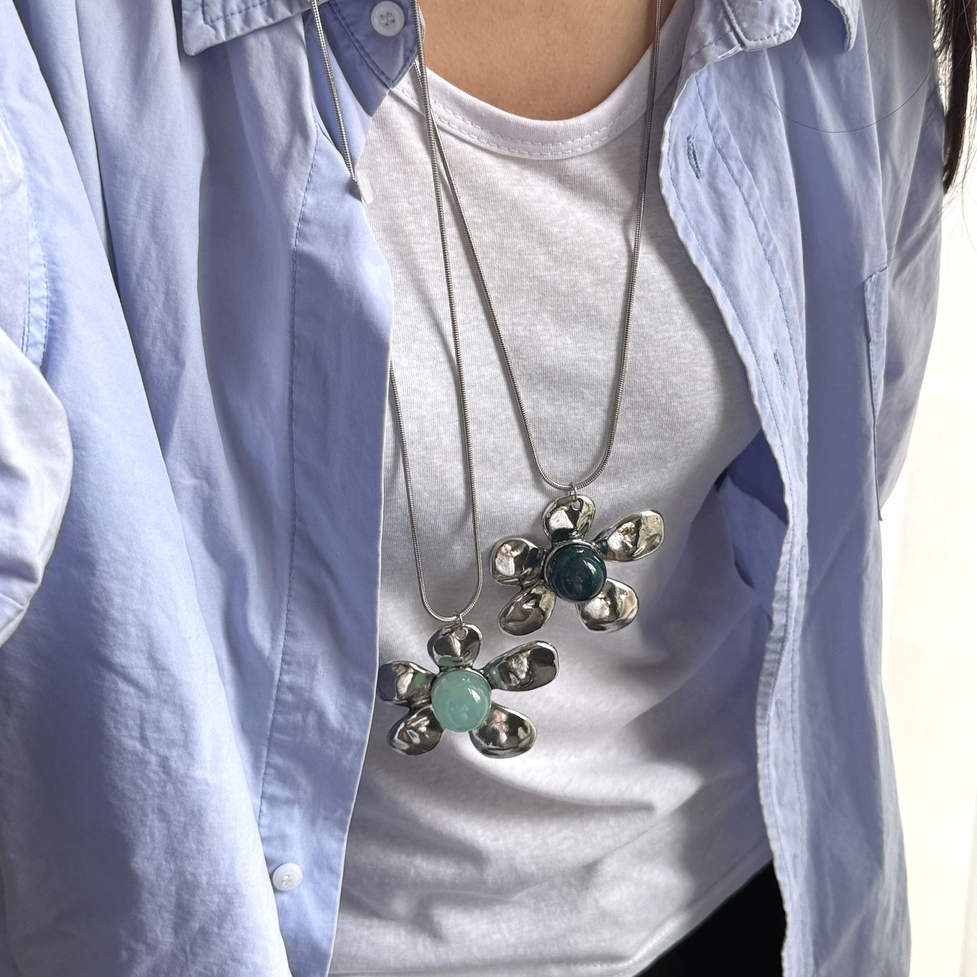 跨境专供亚马逊钛钢项链长款钱袋项链花朵仿古时尚百搭毛衣链项链详情6