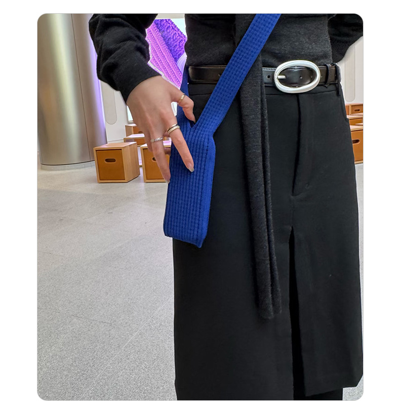 爆款包包女2025新款时尚手工针织腋下包小众单肩包上课毛线手机包详情12