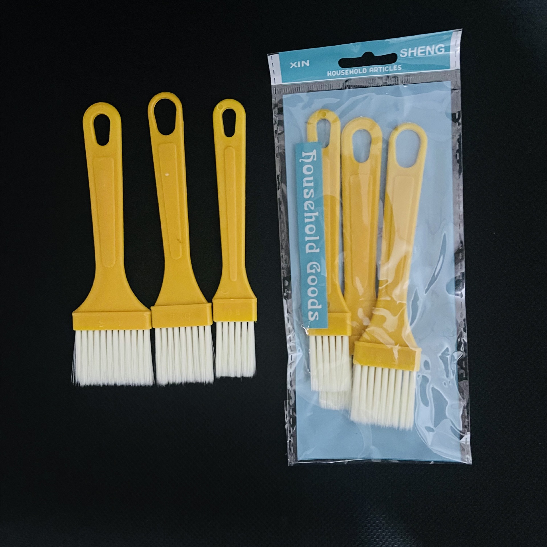 【 Zone 3-6 】3 oil brushes, 30 yuan per pack, 600 yuan per box. 3 oil brushes, barbecue brushes, oil smears, oil brushes, plate brushes, large and small brushes, 2 yuan. Store product batch pic 4