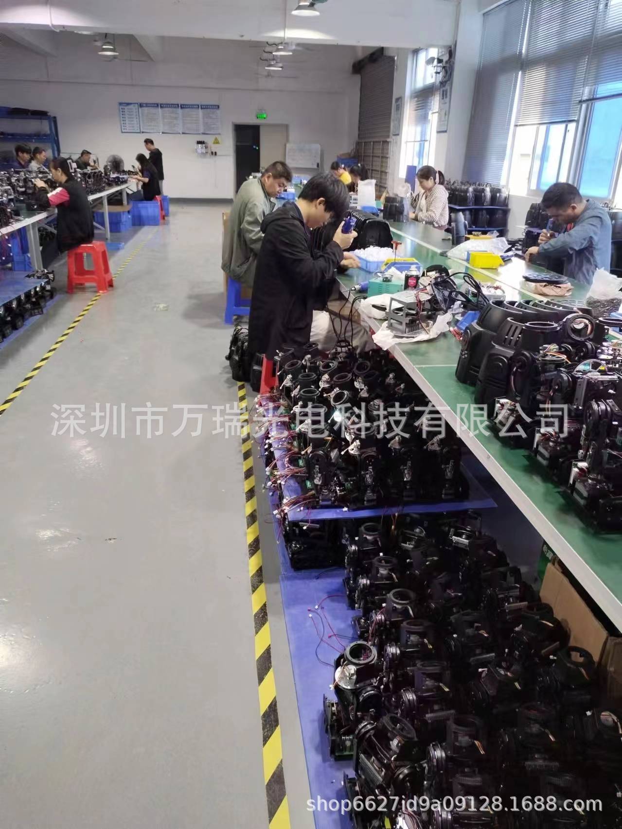 摇头光束激光灯双头小壁虎LED舞台频闪无极旋转KTV酒吧蹦迪图案详情20