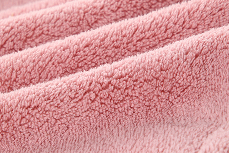 【 Chi Jia 】 High-density coral fleece cartoon embroidered hanging towels, hand towels, kitchen rags, handkerchiefs, absorbent towels pic 15