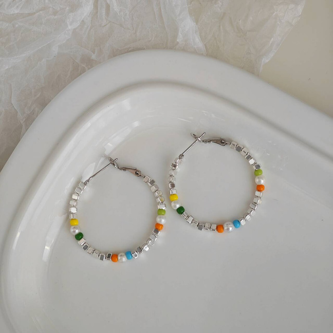 Niche ins minimalist colored drip glaze dopamine earrings, gentle and creamy C-shaped blue large circle ear rings for round faces pic 52