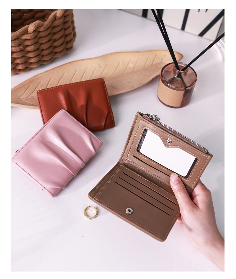 外贸热卖褶皱感女式短款钱包精致小巧网红零钱包百搭卡包学生钱夹详情6