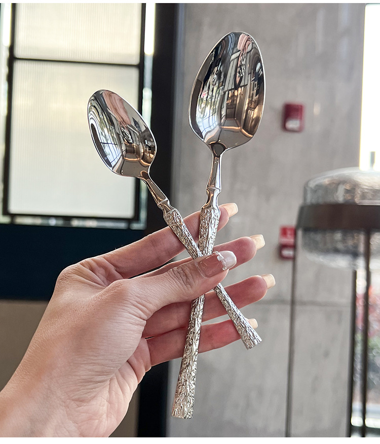 欧式轻奢小蛮腰 304不锈钢锤纹刀勺叉家用餐厅餐匙牛排意面三件套详情7